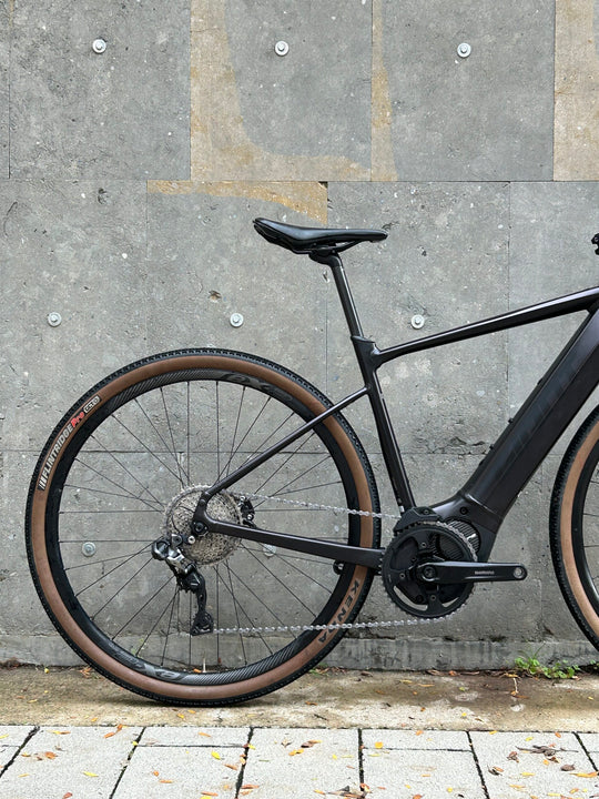 Giant Revolt E+ Pro XR Electric Gravel Bike Ex-Demo M