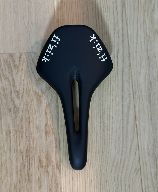 Team Visma Fizik Sadel - R1 Regular