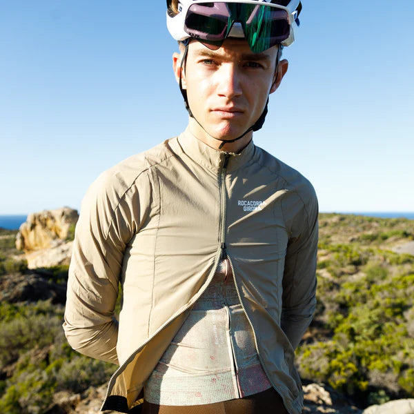 Tramuntana Lightweight Wind Jacket - Beige